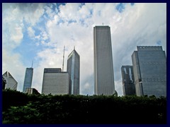 Skyline from the Loop, street level 04 - Aon Center, Prudential Plaza